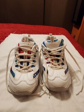 Skechers D'Lites White Multi-Color Athletic Sneakers size 6